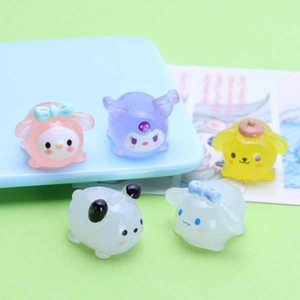 Sanrio Glow-In-The-Dark Charm - 图片 4