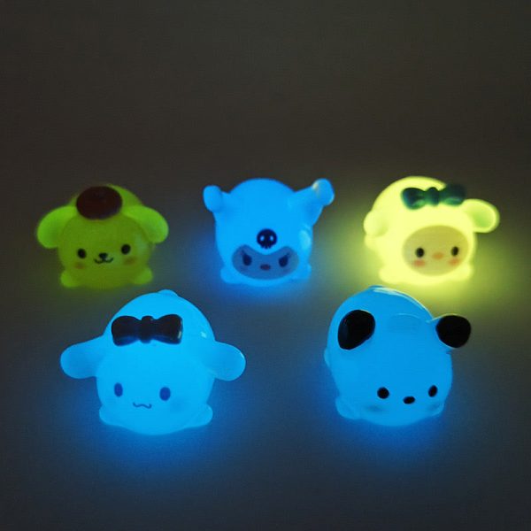 Sanrio Glow-In-The-Dark Charm - 图片 2