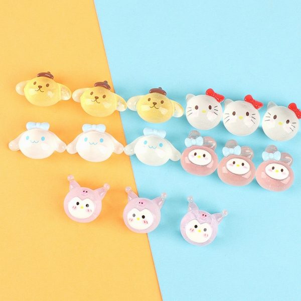 Sanrio Glow-In-The-Dark Charm - 图片 3