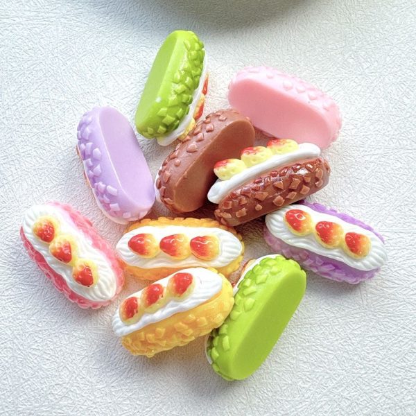 Strawberry Long Bread Charms - 图片 2